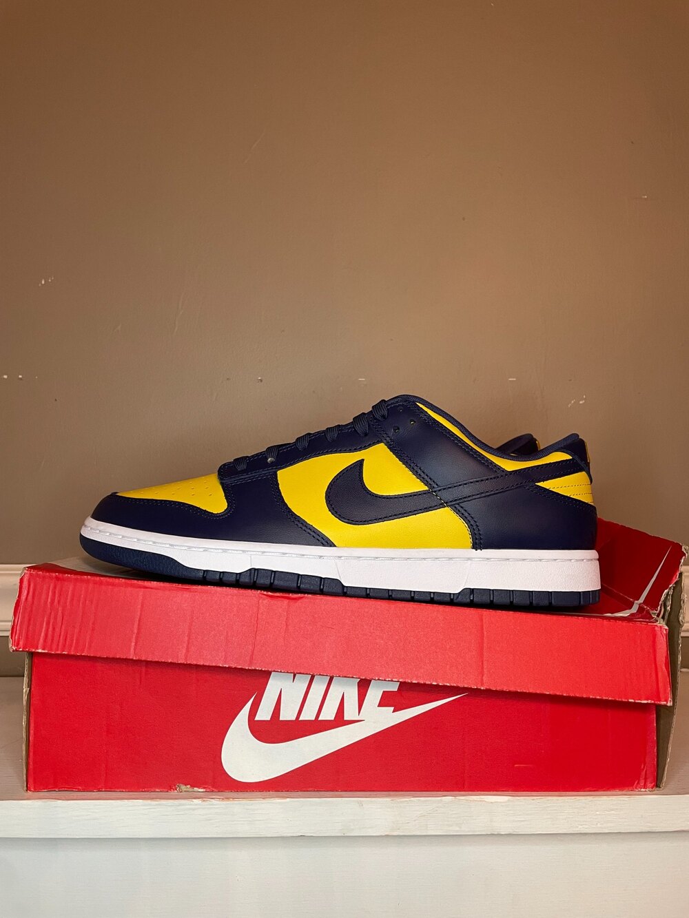 Nike Dunk Low Retro Michigan Navy Yellow Men's Size 13 DD1391-700